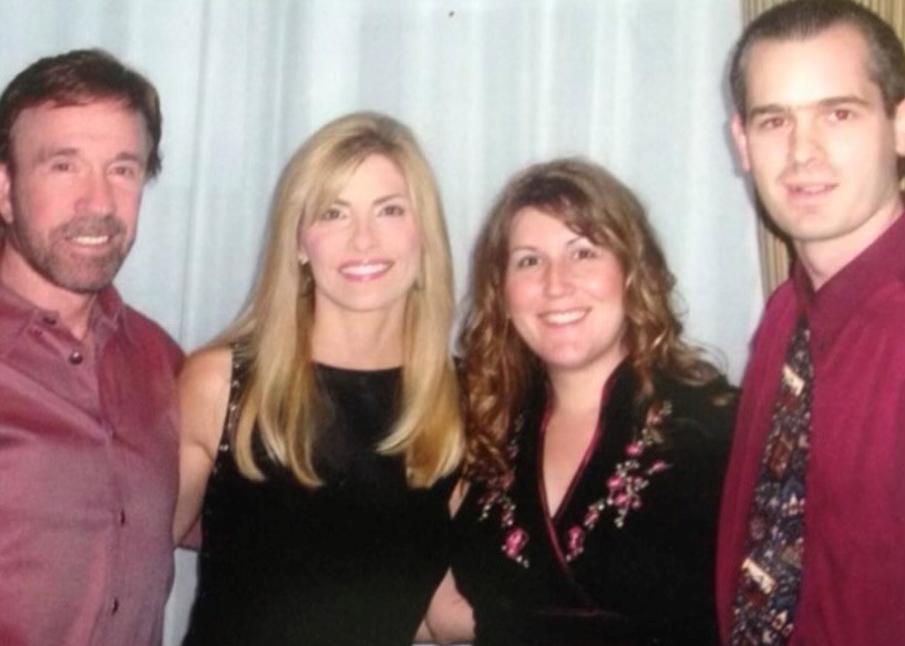 Chuck Norris and Gena O'kelley with Natalie and Pheyland Barthen